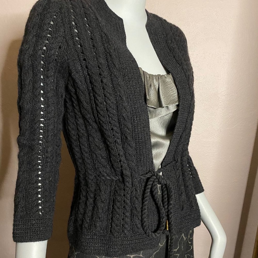 HANDKNIT GRAY SWEATER  CARDIGAN SIZE M cashmere